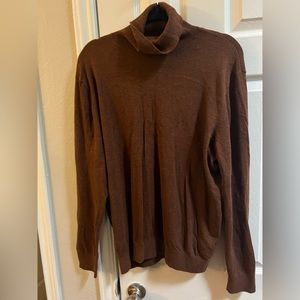H&M Men’s Brown Cotton Turtleneck